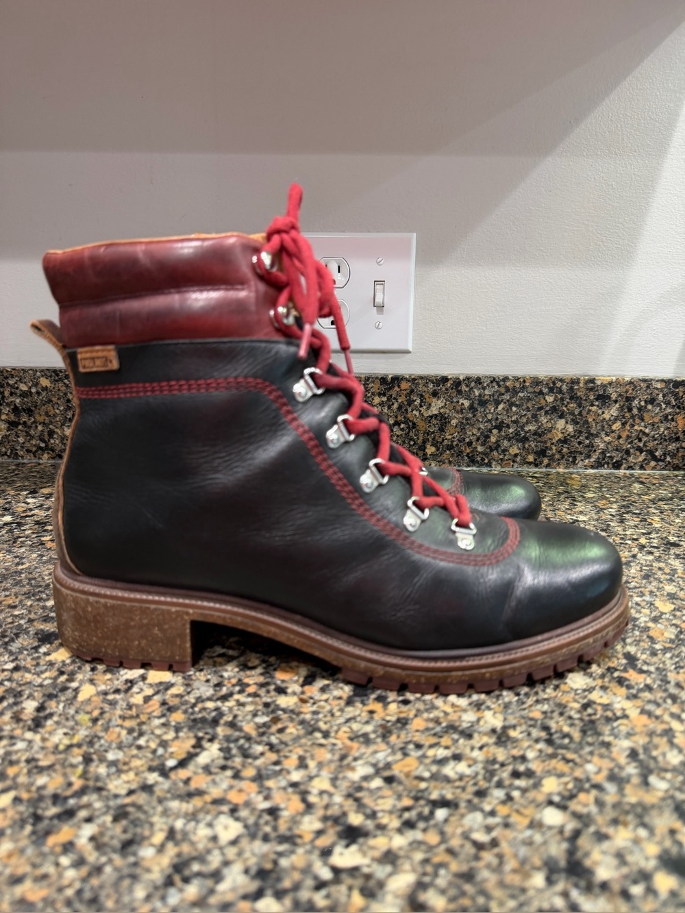 Women’s Pikolinos 42 Black and Red Leather Hiking Boot